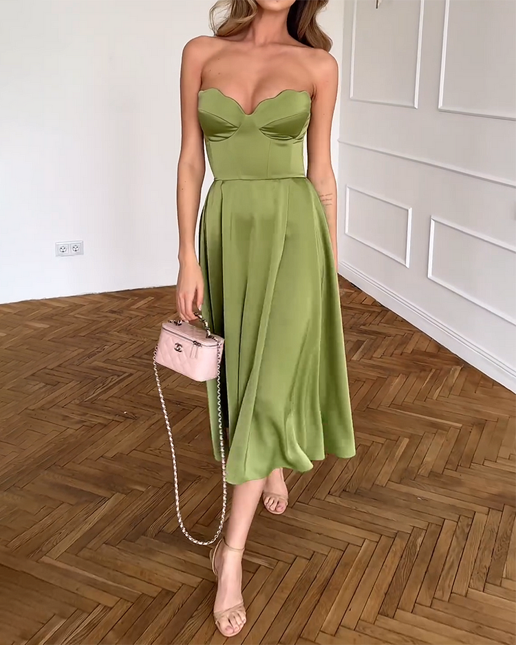 Bianca Lace-Up Back Bow Midi Dress main image 0