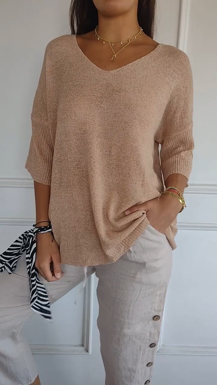 PIPER - V-NECK KNIT SWEATER