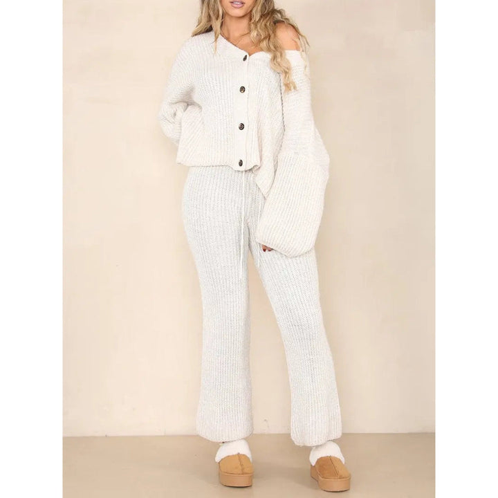 KRINA – SASSY CHIC KNIT STYLE DUO
