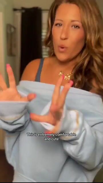 Jia | Women's Half Zip Cropped Hoodie