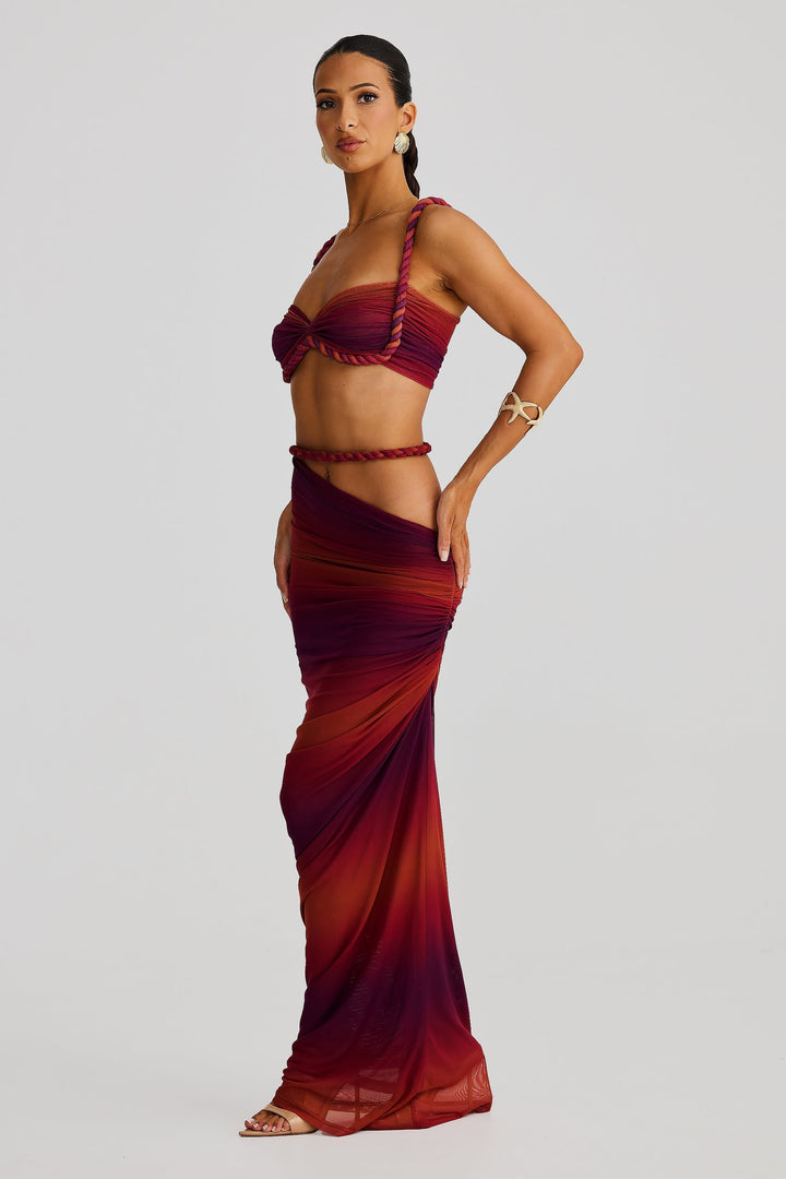 ZEVSEN - STUNNING CUTOUT TOP AND SCULPTS SET
