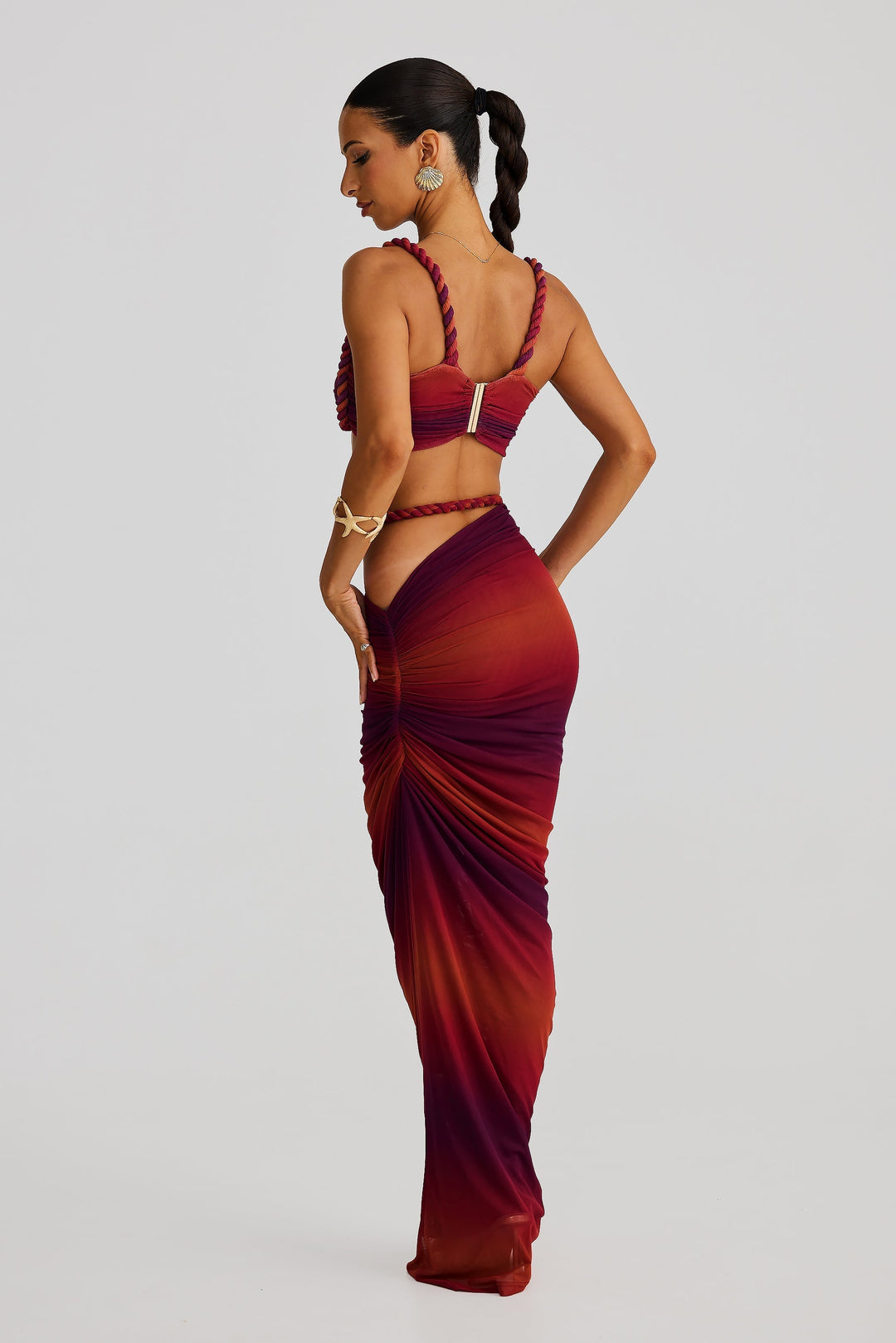 ZEVSEN - STUNNING CUTOUT TOP AND SCULPTS SET