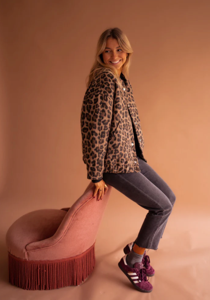WINSLET - LEOPARD BOMBER JACKET