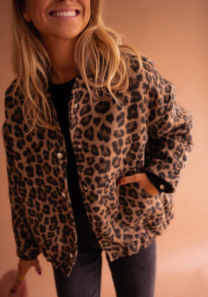 WINSLET - LEOPARD BOMBER JACKET
