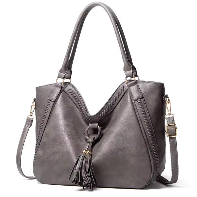 NEVE - REFINED ELEGANCE LEATHER SHOULDER BAG