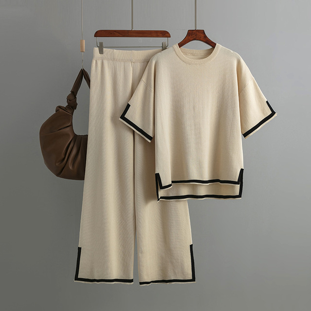 MAYLA - FLEXIBLE AND LIGHT KOREAN INSPIRED MATCHING SET