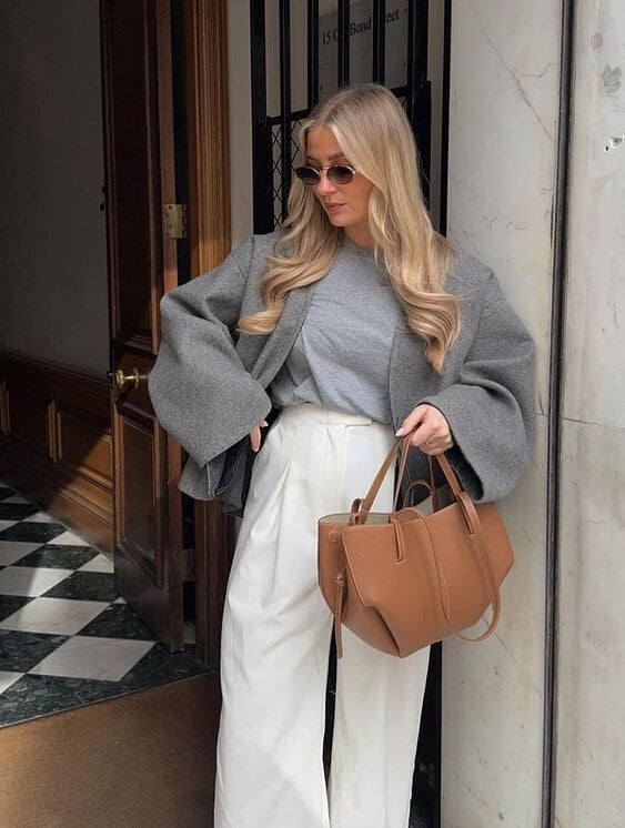 Pernilla™ - STRUCTURED TOTE BAG WITH SIDE GATHERING