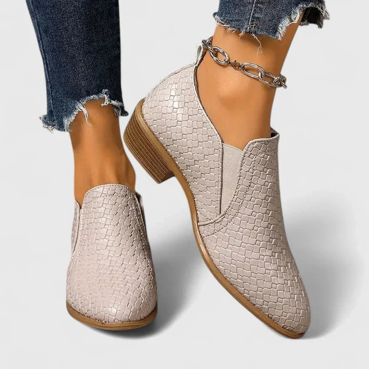 XEN - WICKER FINISH BRAIDED SHOES