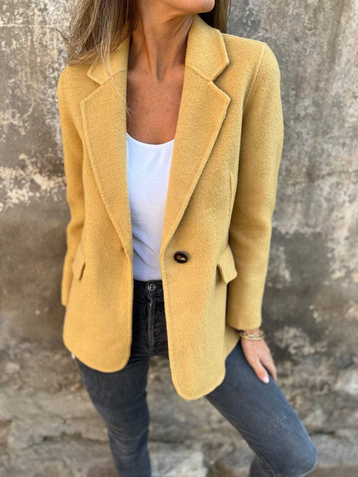 TESSA - SINGLE BUTTON BLAZER