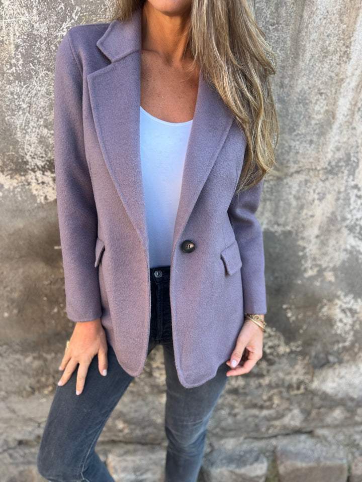 TESSA - SINGLE BUTTON BLAZER