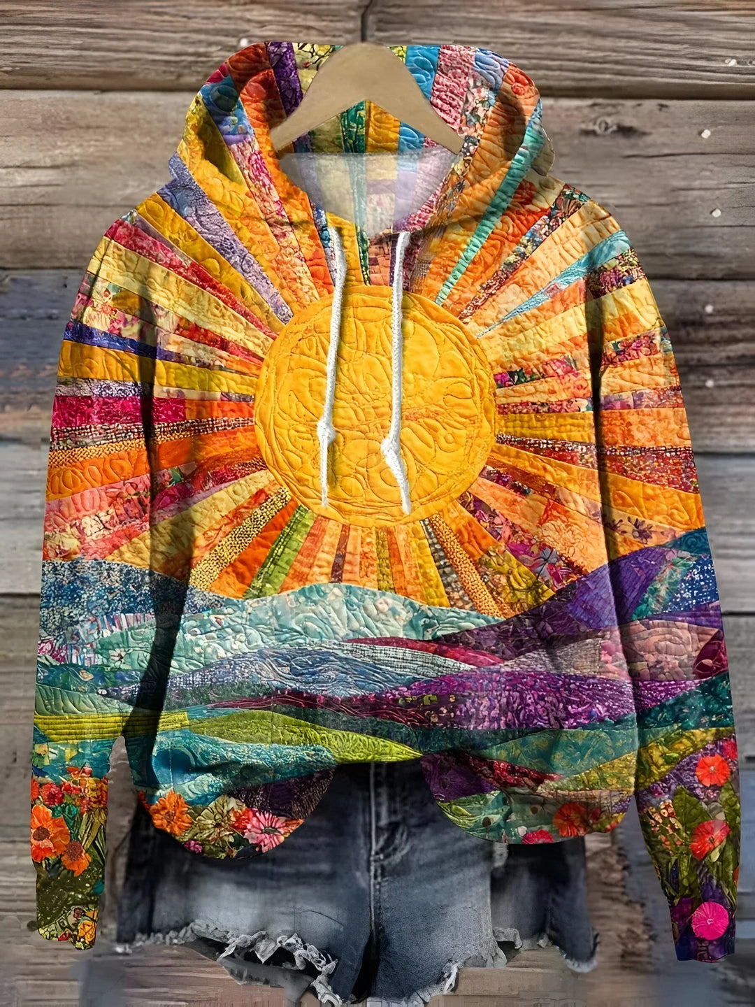 LAURA™ | Hoodie with sunrise landscape