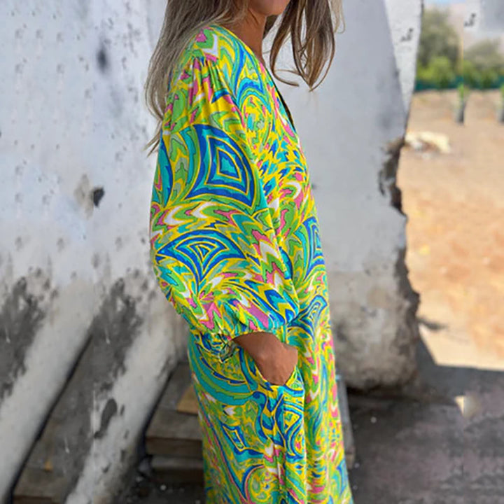 WOLLY - MODERN ELEGANCE V-NECK DRESS