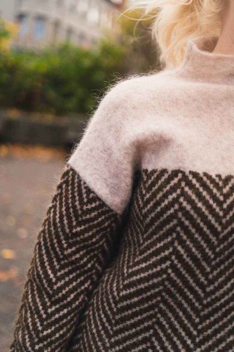 Adelie - Knit Turtleneck Sweater